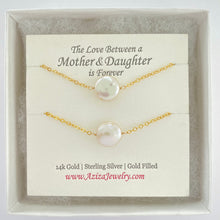 Load image into Gallery viewer, Mother Daughter Pearl Necklaces. Gold Mommy Necklace and Heart Necklace Set. Sterling Silver or Gold
