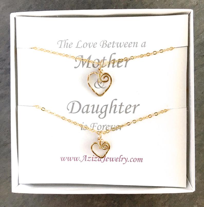 Mother Daughter Necklace Set. Mom Daughter Heart Necklaces. Mom to Be Gift. Push Present