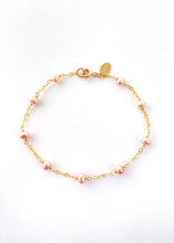 Load image into Gallery viewer, Pink Pearl Gold Bracelet. Genuine Freshwater Pearl 14k Yellow Gold Filled Bracelet.
