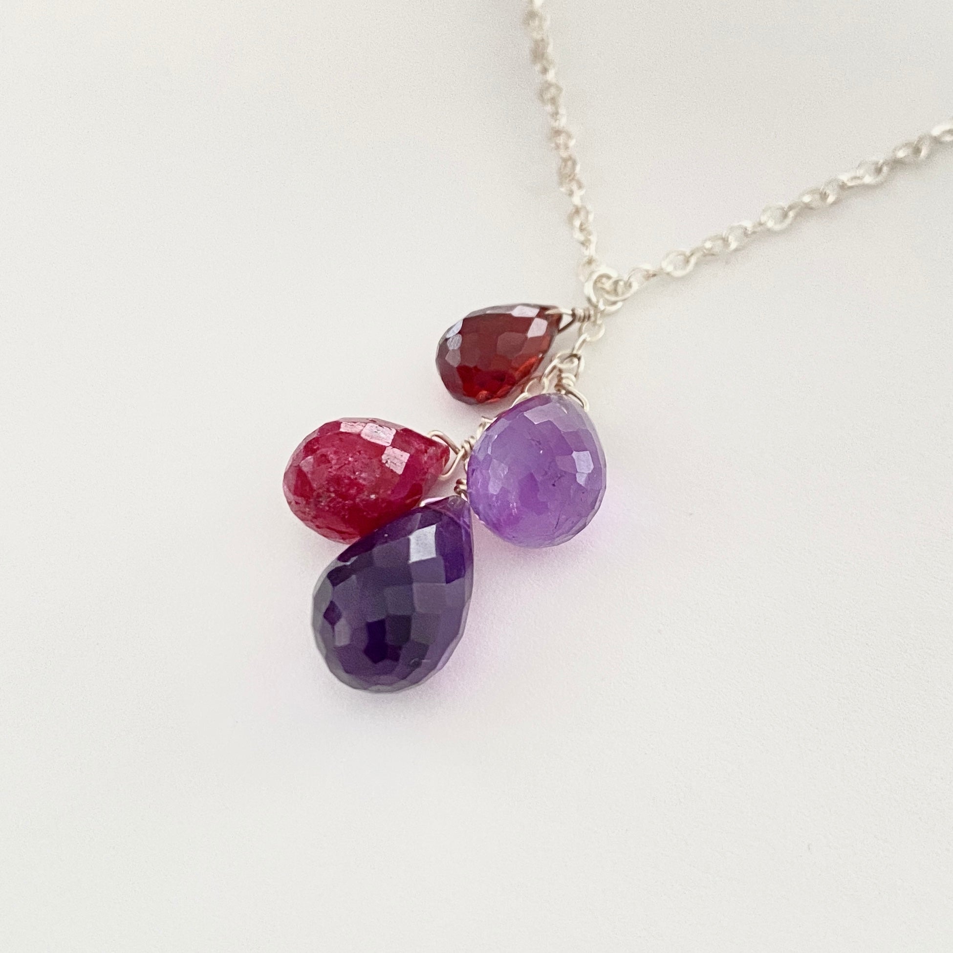 Amethyst Pendant Necklace | 18 kt yellow gold & Sterling Silver