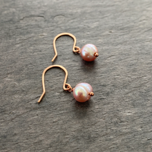 Load image into Gallery viewer, Pink Pearl Earrings. Small freshwater pearl earrings.
